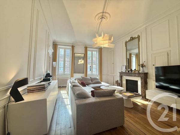Maison à vendre  12 pièces - 273 m 2   MOULINS  - 03
