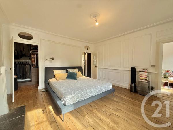 Maison à vendre  12 pièces - 273 m 2   MOULINS  - 03