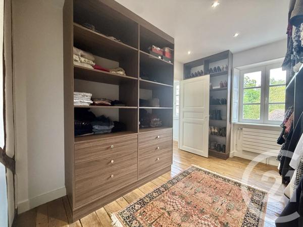 Maison à vendre  12 pièces - 273 m 2   MOULINS  - 03