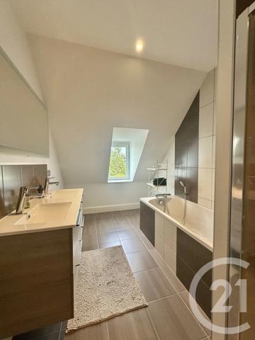 Maison à vendre  12 pièces - 273 m 2   MOULINS  - 03