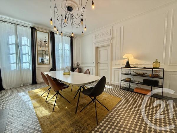 Maison à vendre  12 pièces - 273 m 2   MOULINS  - 03