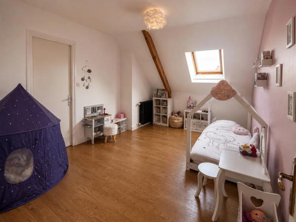 Saint-Avé – Quartier des Trois Rois – Maison familiale rénovée de 145 m² – 5 chambres – Terrain de 790 m²