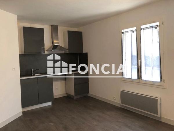 Location Studio 27.21 m² - Etampes 91150