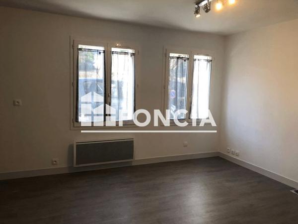 Location Studio 27.21 m² - Etampes 91150