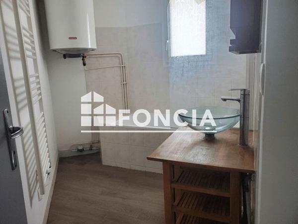 Location Studio 27.21 m² - Etampes 91150