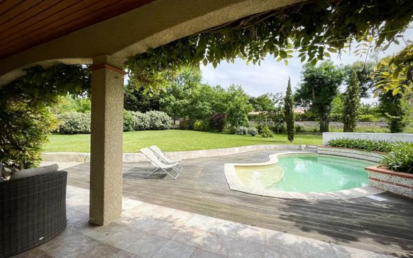 Maison à vendre    5 pièces • 157 m2 Léguevin