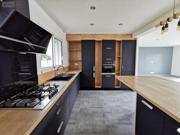 Maison à vendre à Pontrieux dans les Côtes-d'Armor (22260), ref : 22102-2054