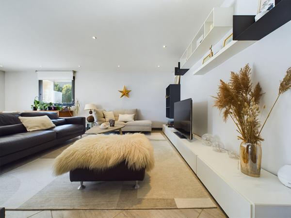 RUMILLY - Superbe villa - Au calme - Vue Dégagée - Aperçu sur le Mont Blanc.