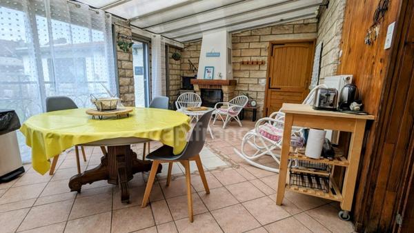 Charmante Maison en Pierre à Reims 51