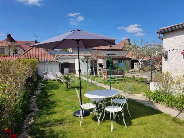 Charmante Maison en Pierre à Reims 51