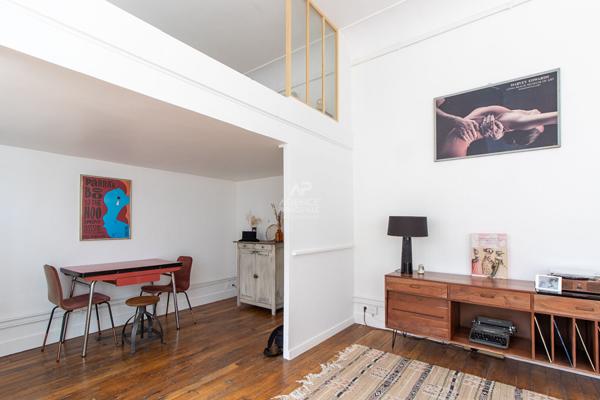 PARIS 18EME - LOFT MEUBLE - RUE DAMREMONT / FELIX ZIEM Loyer 1 630 €/mois charges comprises **  - Référence  6844-NG