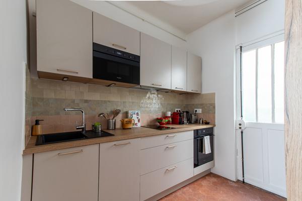 PARIS 18EME - LOFT MEUBLE - RUE DAMREMONT / FELIX ZIEM Loyer 1 630 €/mois charges comprises **  - Référence  6844-NG