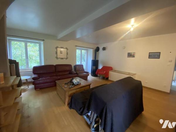 A VENDRE - MAISON D'HABITATION - JUVIGNE 