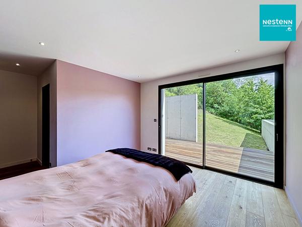 LA FOUILLOUSE (42480) MAISON D'ARCHITECTE CONTEMPORAINE AVEC PISCINE !