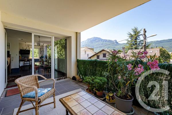 Appartement à vendre  5 pièces - 103,75 m 2   GRENOBLE  - 38