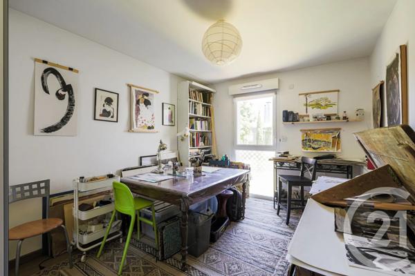 Appartement à vendre  5 pièces - 103,75 m 2   GRENOBLE  - 38