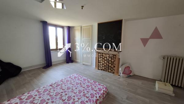 Maison 6 pièce(s) 3 chambre(s) 145 m²