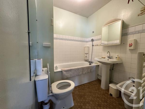 Maison à vendre  6 pièces - 94,50 m 2   MABLY  - 42