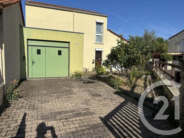 Maison à vendre  6 pièces - 94,50 m 2   MABLY  - 42