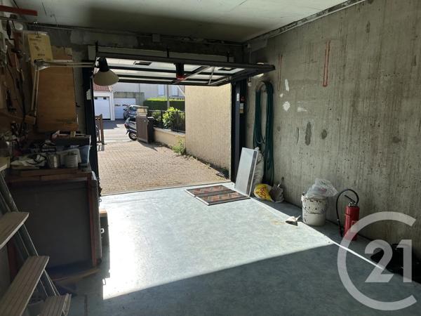 Maison à vendre  6 pièces - 94,50 m 2   MABLY  - 42
