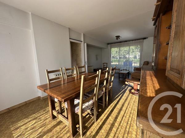 Maison à vendre  6 pièces - 94,50 m 2   MABLY  - 42