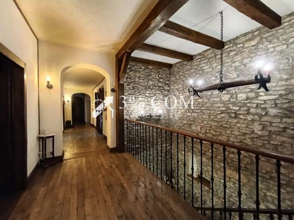 Bastide 17 pièce(s) 6 chambre(s) 412 m²