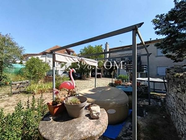 Bastide 17 pièce(s) 6 chambre(s) 412 m²