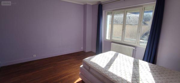 Maison à vendre à Mehun-sur-Yèvre dans le Cher (18500), ref : 142563M