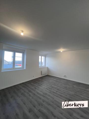 MUZILLAC – Appartement 59 m² T3  rénové avec stationnements privés