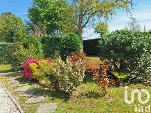 Maison 4 pièces de 82 m² à Arès (33740)