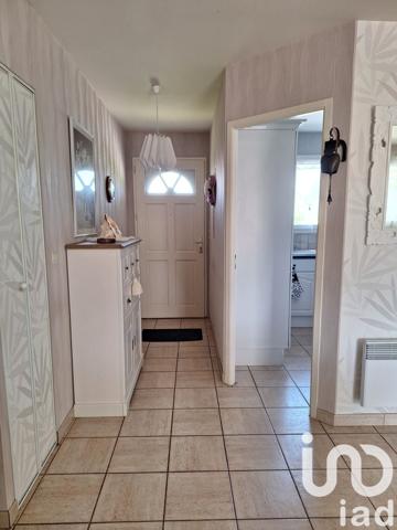 Maison 4 pièces de 82 m² à Arès (33740)