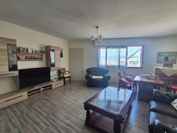 Appartement 2 pièces - 68m2 avec vue lac