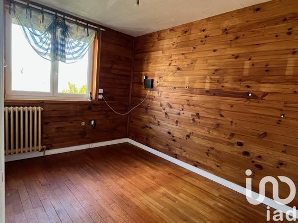 Maison 4 pièces de 60 m² à Pont-Hébert (50880)