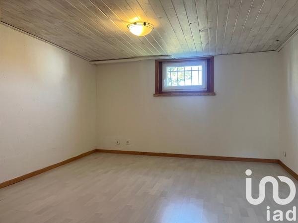 Maison 4 pièces de 60 m² à Pont-Hébert (50880)