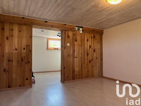 Maison 4 pièces de 60 m² à Pont-Hébert (50880)