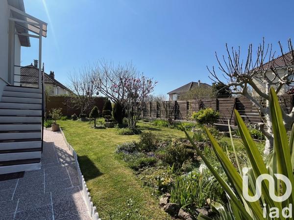 Maison 4 pièces de 60 m² à Pont-Hébert (50880)