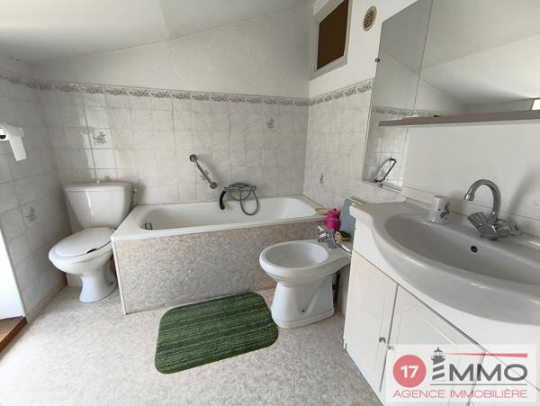 Maison Familiale avec Piscine et Extérieur 167m² – Cire d’Aunis