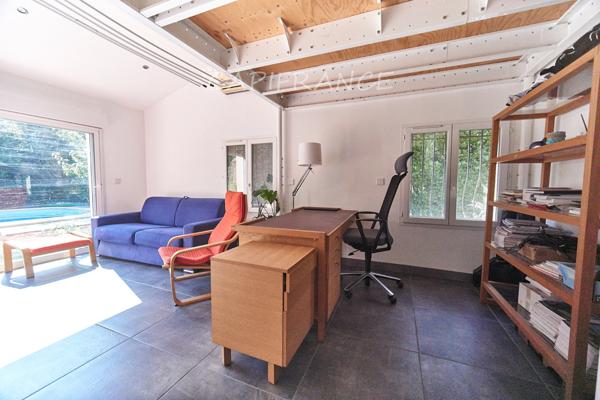 🏡 Grande maison économe de plain-pied au centre d’Eyguières