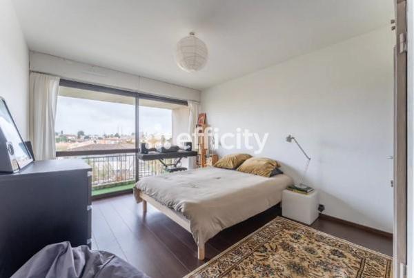 Appartement 5 pièces - 100 m² Exclusivité efficity