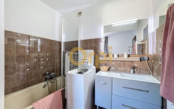 Appartement à vendre    2 pièces • 31,20 m2 Saint-Raphaël