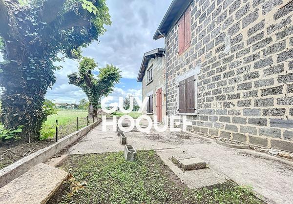 Plateau Viabilisé 71m² avec Beau Potentiel & Terrain 303m² - 71000 VARENNES-LES-MÂCON