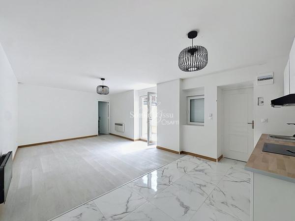 IMMEUBLE DE RAPPORT HYPER CENTRE 4 LOTS DONT UN LOCAL COMMERCIAL