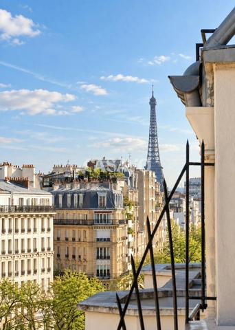 Vente Appartement 6 pièces de 123m² - 75016 Paris