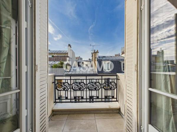 Vente Appartement 6 pièces de 123m² - 75016 Paris