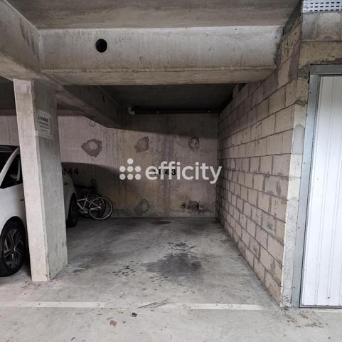 Parking - 13 m² Exclusivité efficity