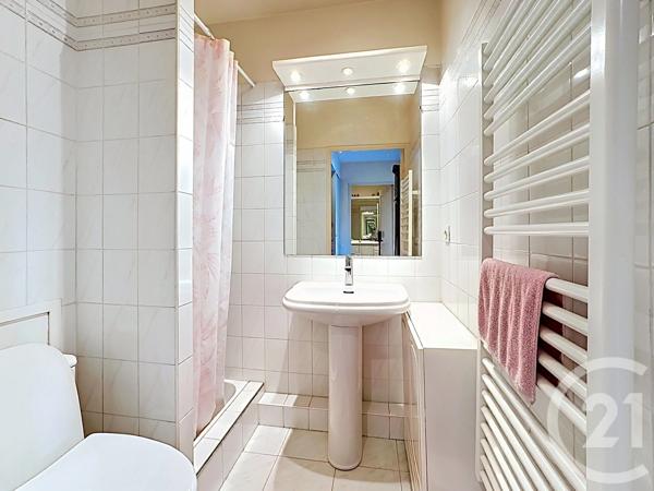 Appartement T3 à vendre  3 pièces - 73,92 m 2   ANTIBES  - 06