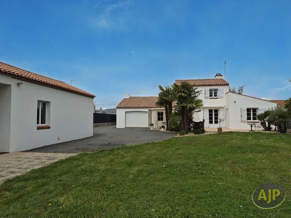 Vente maison Saint Philbert De Grand Lieu : 399 000 € - AJP Immobilier Saint-Philbert-de-Grand-Lieu