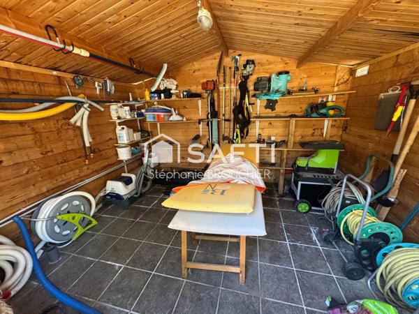 Maison sur un beau terrain avec piscine