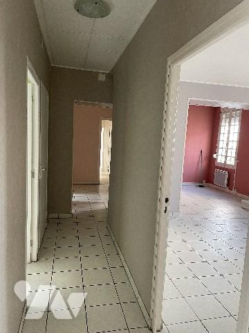 A VENDRE A RILLY-LA-MONTAGNE, APPARTEMENT 121,08 m2 A AMENAGER