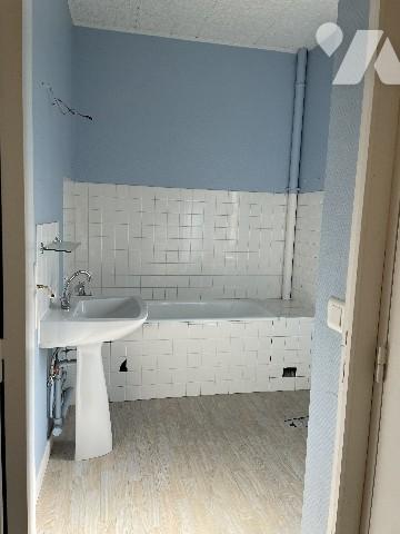 A VENDRE A RILLY-LA-MONTAGNE, APPARTEMENT 121,08 m2 A AMENAGER